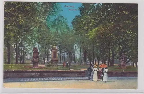 77588 AK Amberg - Maxplatz avec monument aux guerriers 1916