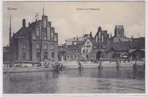 81943 AK Wismar - Zollamt und Wassertor - Nikolaikirche im Hintergrund 1914