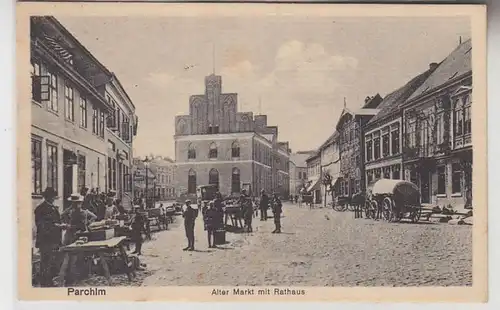 70033 Ak Parchim ancien marché avec hôtel de ville et stands de marché 1919