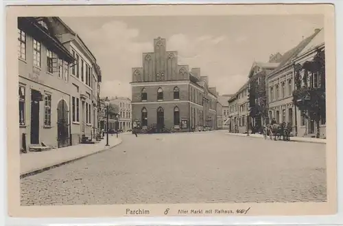70029 Ak Parchim ancien marché avec hôtel de ville et auberge vers 1910