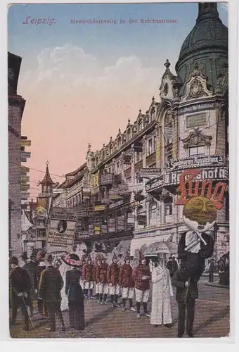 94045 Ak Leipzig Messreklamezug in der Reichsstrasse um 1910