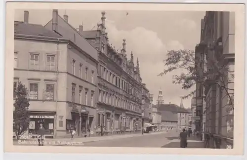 88678 Ak Döbeln in Sachsen Bahnhofstraße mit Rathausturm 1950
