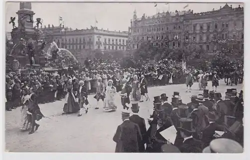 82565 Ak Historischer Festzug zur Universitäts Jubelfeier in Leipzig 1909, Nr.1