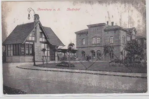 69271 Feldpost Ak Bernburg an der Saale Bahnhof 1915