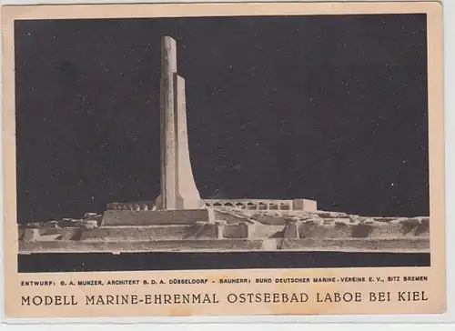 69254 Ak modèle Marine Monument de la mer Baltique Laboe à Kiel vers 1935