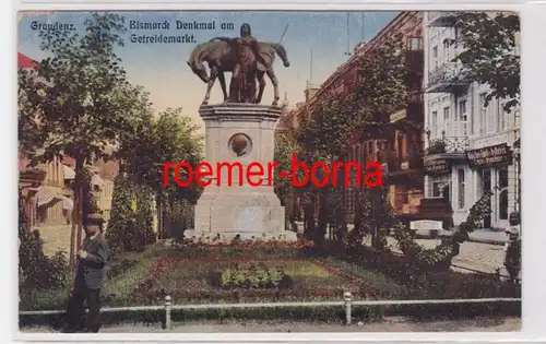 84739 Feldpost Ak Graudenz Bismarck Monument au marché des céréales 1917