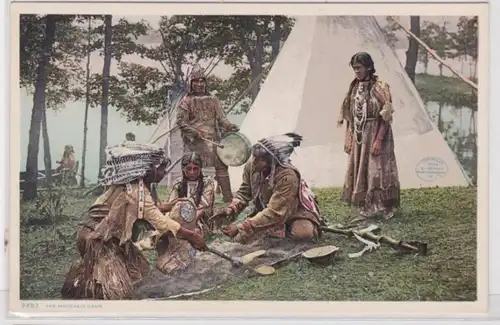 24310 Künstler Ak Mokassin-Spiel Glücksspiel Indianerstamm Nordamerika
