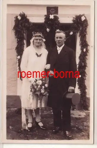 32120 Foto Ak Eilenburg ? Brautpaar Hochzeit um 1920