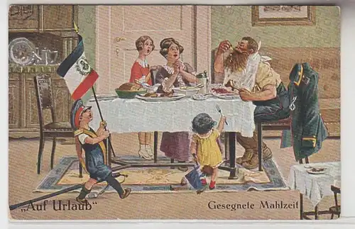 64753 Künstler Ak Arthur Thiele 'Auf Urlaub' gesegnete Mahlzeit um 1915