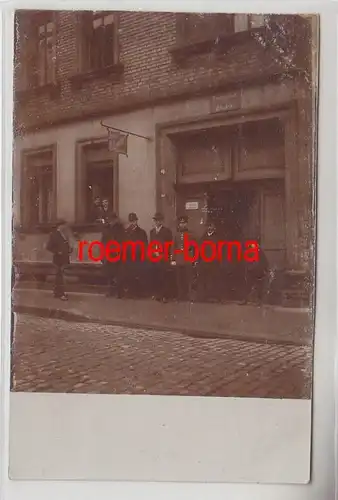 69878 Foto Ak Frankenthal Wohn- & Geschäftshaus Polsterei Sandler um 1910