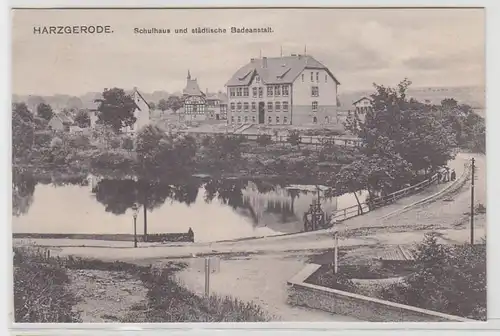 70923 Ak Harzgerode Schulhaus und städtische Badeanstalt um 1910