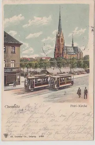 71627 Ak Chemnitz Petri-Kirche mit Strassenbahn davor 1900