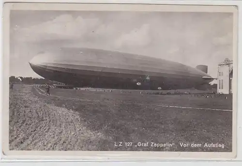 71895  Foto Ak LZ 127 'Graf Zeppelin' Vor dem Aufstieg 1929
