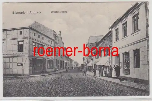 74149 Ak Bismark in der Altmark Breitestrasse Materialwarenhandlung um 1910