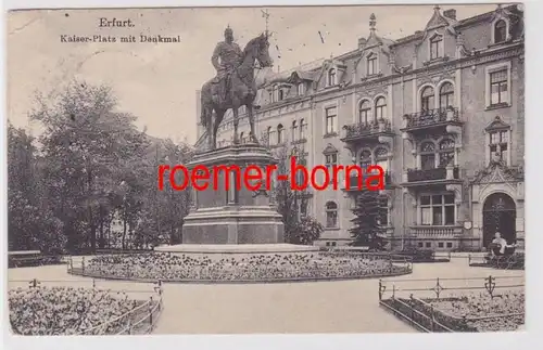 85382 Feldpost Ak Erfurt Kaiserplatz mit Denkmal 1915