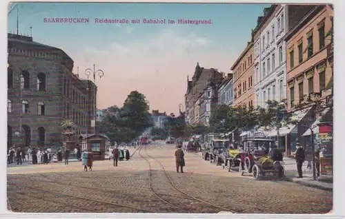 85584 AK Saarbrücken - Reichsstraße mit Bahnhof im Hintergrund 1918