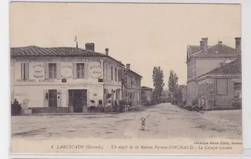 86177 AK Laruscade (Gironde) - Coin de la maison Fermín Firchaud Groupe scolaire