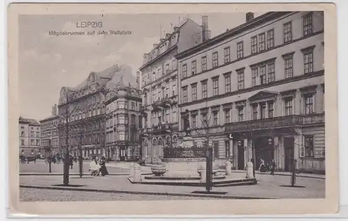 87640 Feldpost Ak Leipzig Mägdebrunnen auf dem Roßplatz 1918