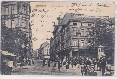 88652 Ak Barmen Berlinerstrasse avec trafic vers 1920
