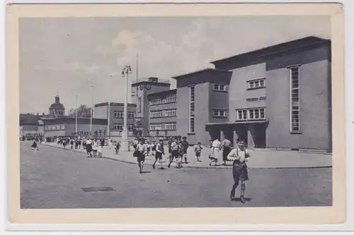 90436 Ak Luckenwalde Hindenburg Schule um 1930