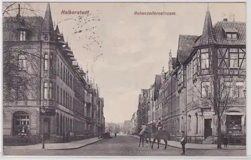 91731 Ak Halberstadt Hohenzollernstrasse mit Geschäften 1913