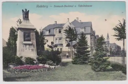 94824 Ak Radeberg - Bismarck-Denkmal und Fabrikstraße 1916
