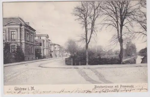 95651 Ak Güstrow i.M. Bleicherstrasse mit Promenade 1909