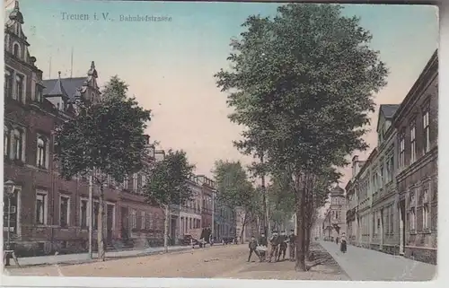 69751 Feldpost Ak Treuen im Vogtland Bahnhofstrasse 1914