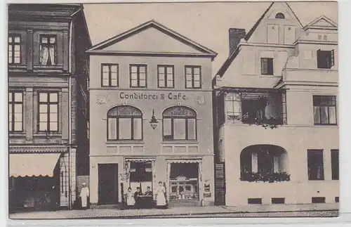 66685 Ak Gruß aus Café Grantz Eutin am Markt um 1925