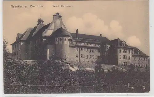 65974 Ak Neunkirchen Bezirk Trier katholisches Waisenhaus um 1925