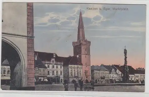 69733 Ak Kaaden an der Eger Marktplatz 1914