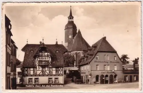 67731 Ak Rochlitz an der Petrikirche und Weinhandlung Fischer 1940