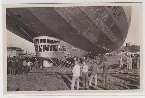 67294 Photo Ak "Graf Zeppelin" Gondole de conduite, Aéroport de Zeappelin vers 1930