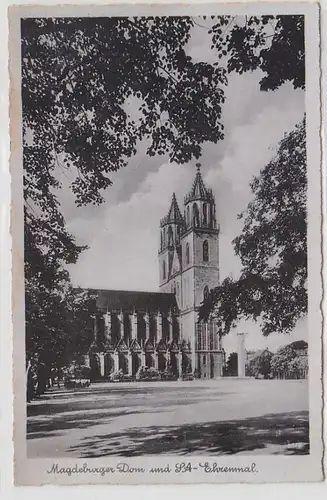 63633 Ak Magdeburg Dom und Ehrenmal um 1940