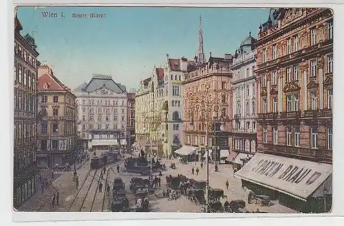 61824 Feldpost Ak Wien Neuer Markt mit Braten Bräu Reklambe 1915