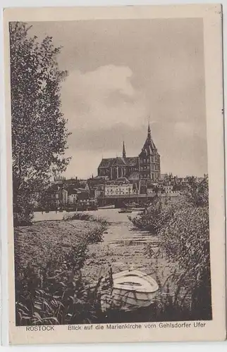 63384 Ak Rostock Blick auf die Marienkirche vom Gehlsdorfer Ufer 1922