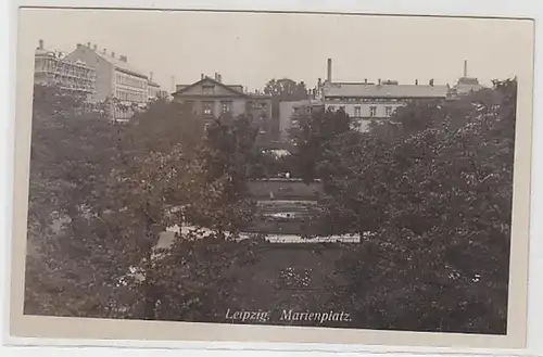60805 Ak Leipzig-Reudnitz Marienplatz um 1920