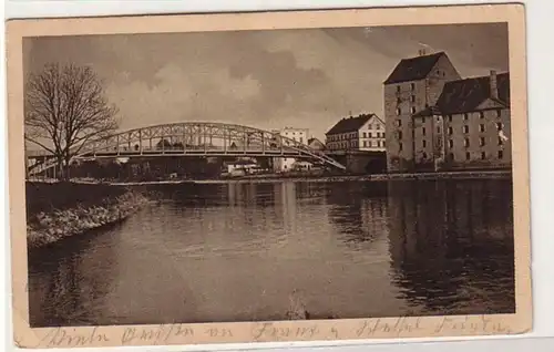 60104 Ak Straubing Donaubrücke und Schlosskaserne 1923