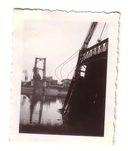 59985 Original Foto zerstörte Brücke in Frankreich im 2. Weltkrieg