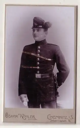 59714 Kabinett Foto Soldat (Jäger) mit Seitengewehr Chemnitz um 1910