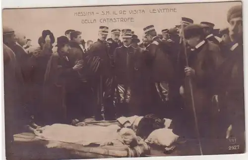 58611 Ak Messina Besuch des König nach dem schweren Erdbeben 1908