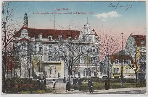 57678 Ak Essen Limbeckerplatz avec monument Krupp et Krnupps Hotel 1923