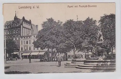 57583 Ak Landsberg a.W. Markt mit Pauksch-Brunnen 1919