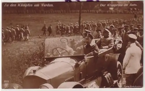 57454 Ak Le prince héritier dans la voiture aux combats autour de Verdun vers 1915