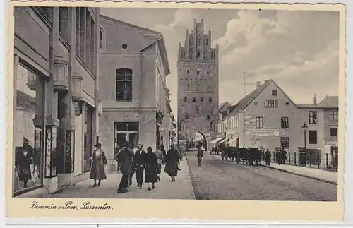 57309 Ak Demmin in Pommern Luisentor um 1930