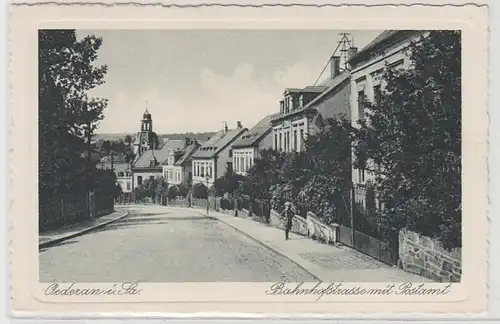 56745 Ak Oederan in Sachsen Bahnhofstrasse mit Postamt um 1930