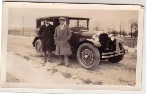 56186 Photo originale avec vieille voiture Oldtimer vers 1925