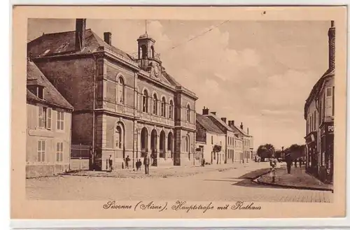 55358 Ak Sissone (Aisne) France France Hauptstrasse avec hôtel de ville 1916