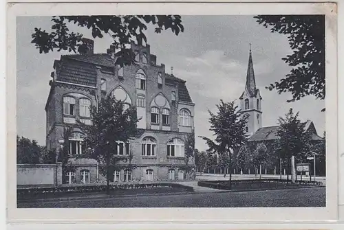 55074 Ak Hennigsdorf bei Berlin Rathaus und Kirche 1951