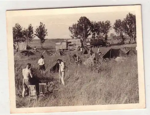 55072 Original Foto Zeltlager auf Feldflugplatz im 2. Weltkrieg